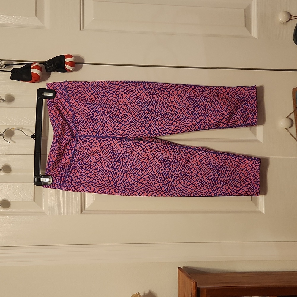 Hind capri legging pants